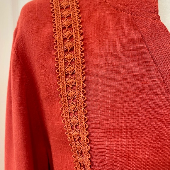 NWOT Amaryllis Puff Long Sleeves Crochet Embellished Top - Picture 8 of 10